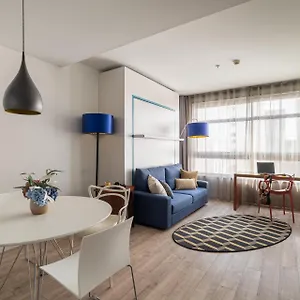 **** Hotel Naitly Poblenou Spanien