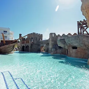 Apartment Pirates Village