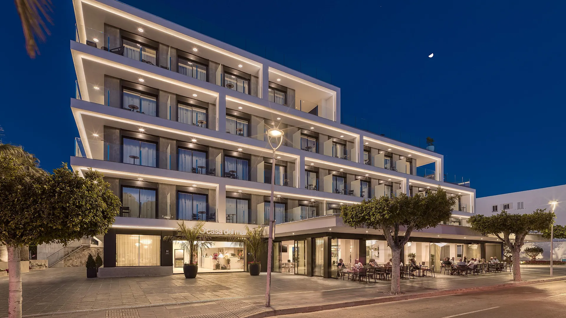 ****  Отель H10 Casa Del Mar Санта-Понса Испания